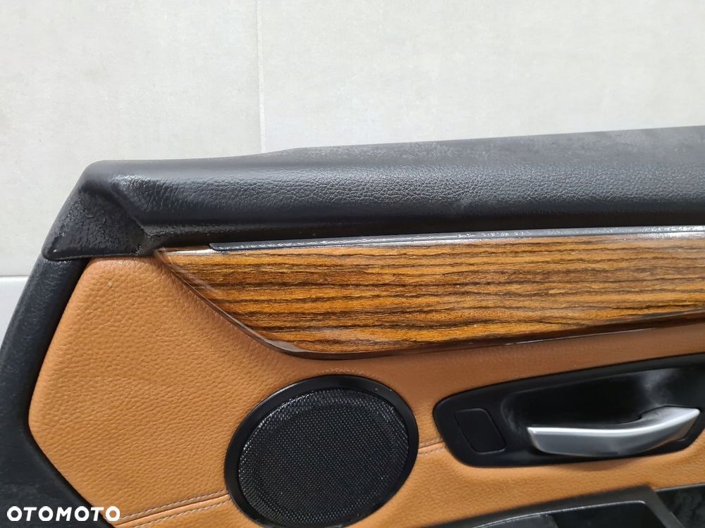 BMW F46 BOCZKI TAPICERKA DRZWI KOMPLET - 7
