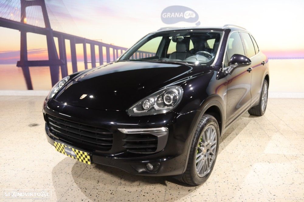 Porsche Cayenne Platinum Edition - 1
