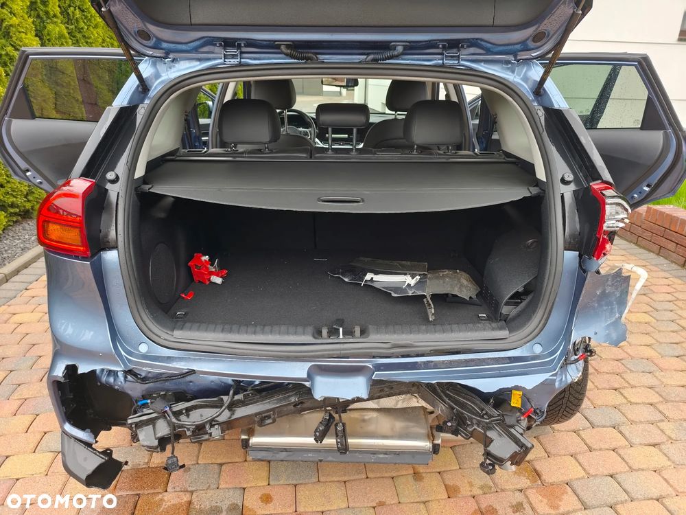 Kia Niro 1.6 GDI Plug-In Hybrid Business Line - 26