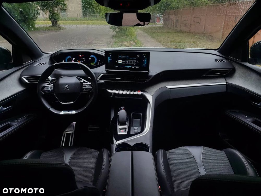 Peugeot 3008 Hybrid 225 e-EAT8 GT - 11