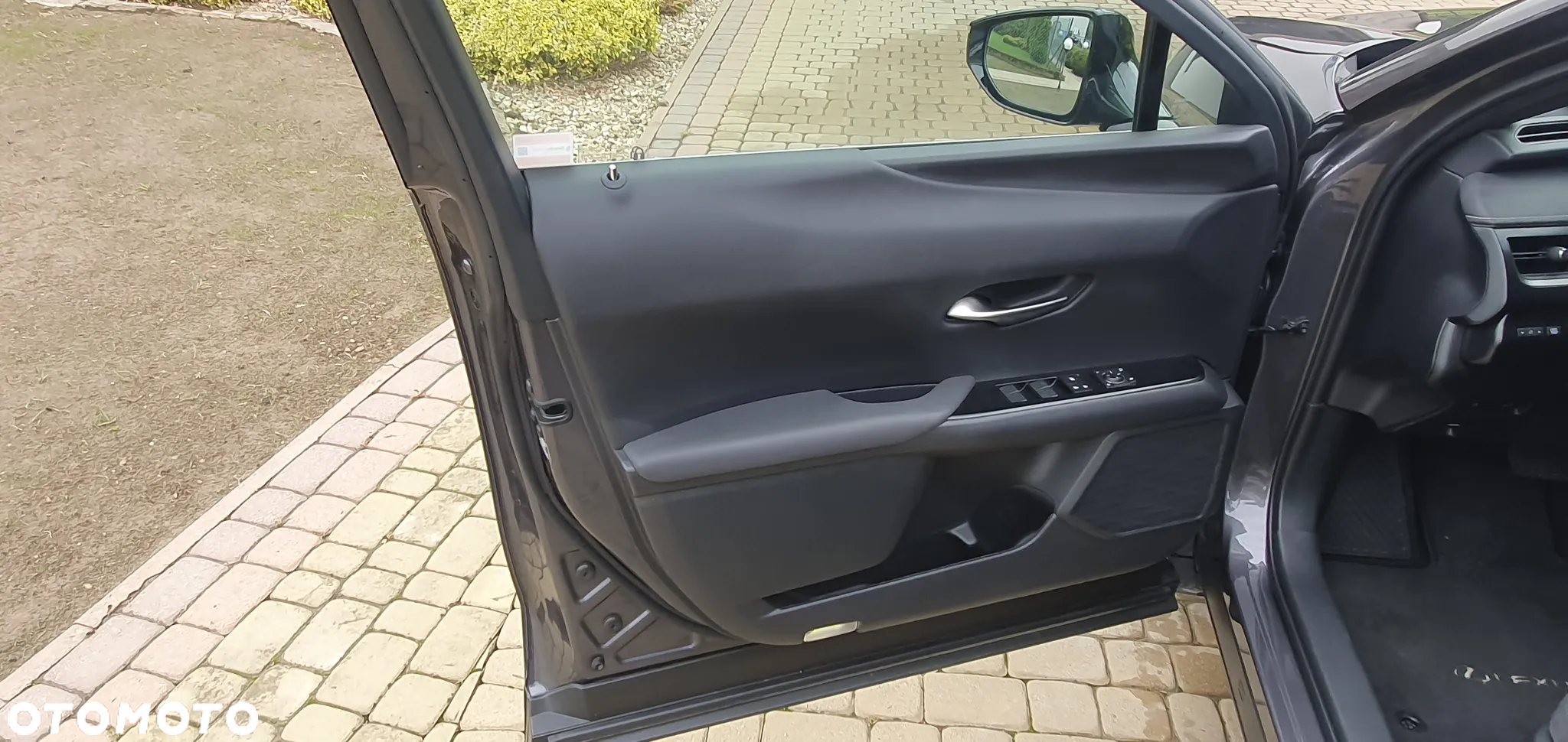 Lexus UX 200 GPF Business 2WD - 18