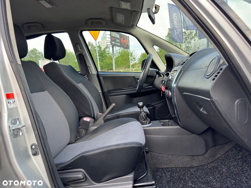 Fiat Sedici 1.9 Multijet DPF 4x4 Emotion - 27