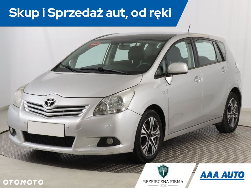Toyota Verso - 2