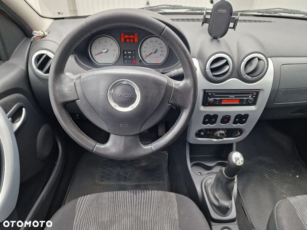 Dacia Logan - 12