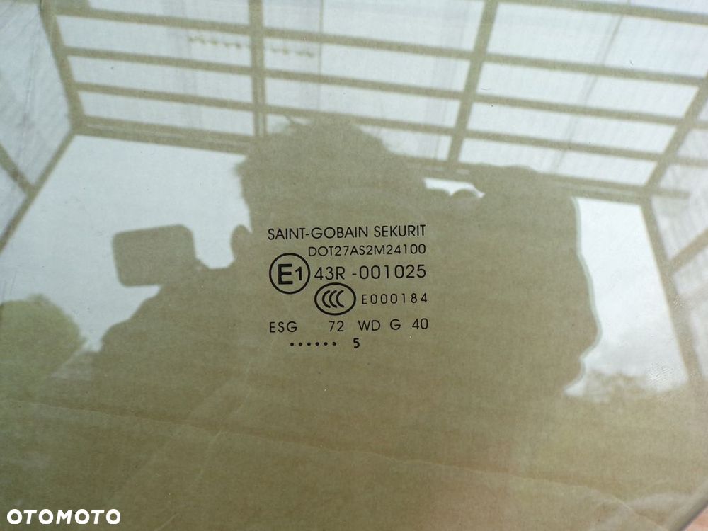 SPRINTER 906 VW CRAFTER szyba przednich drzwi lewych ZIELONA - 3