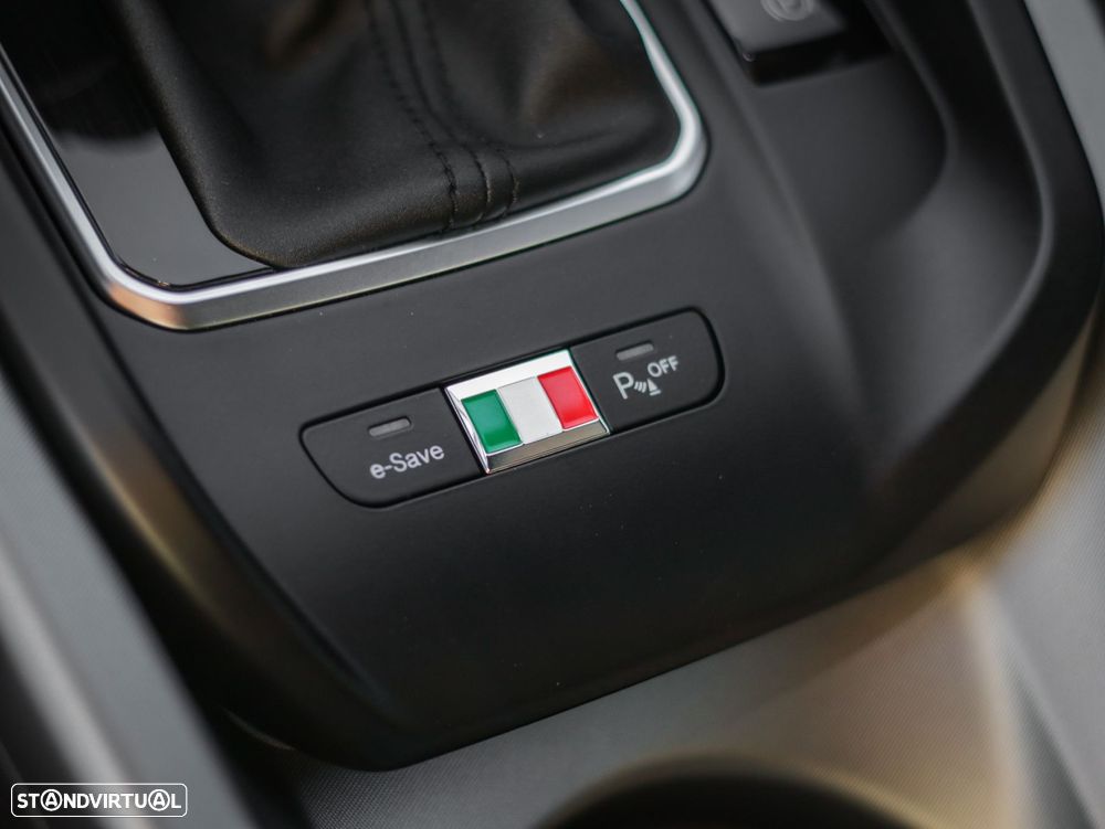 Alfa Romeo Tonale 1.3 Plug-In Hybrid Tributo Italiano e-AWD Com Wallbox - 43