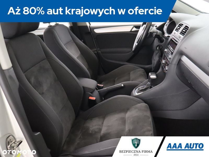 Volkswagen Golf - 11
