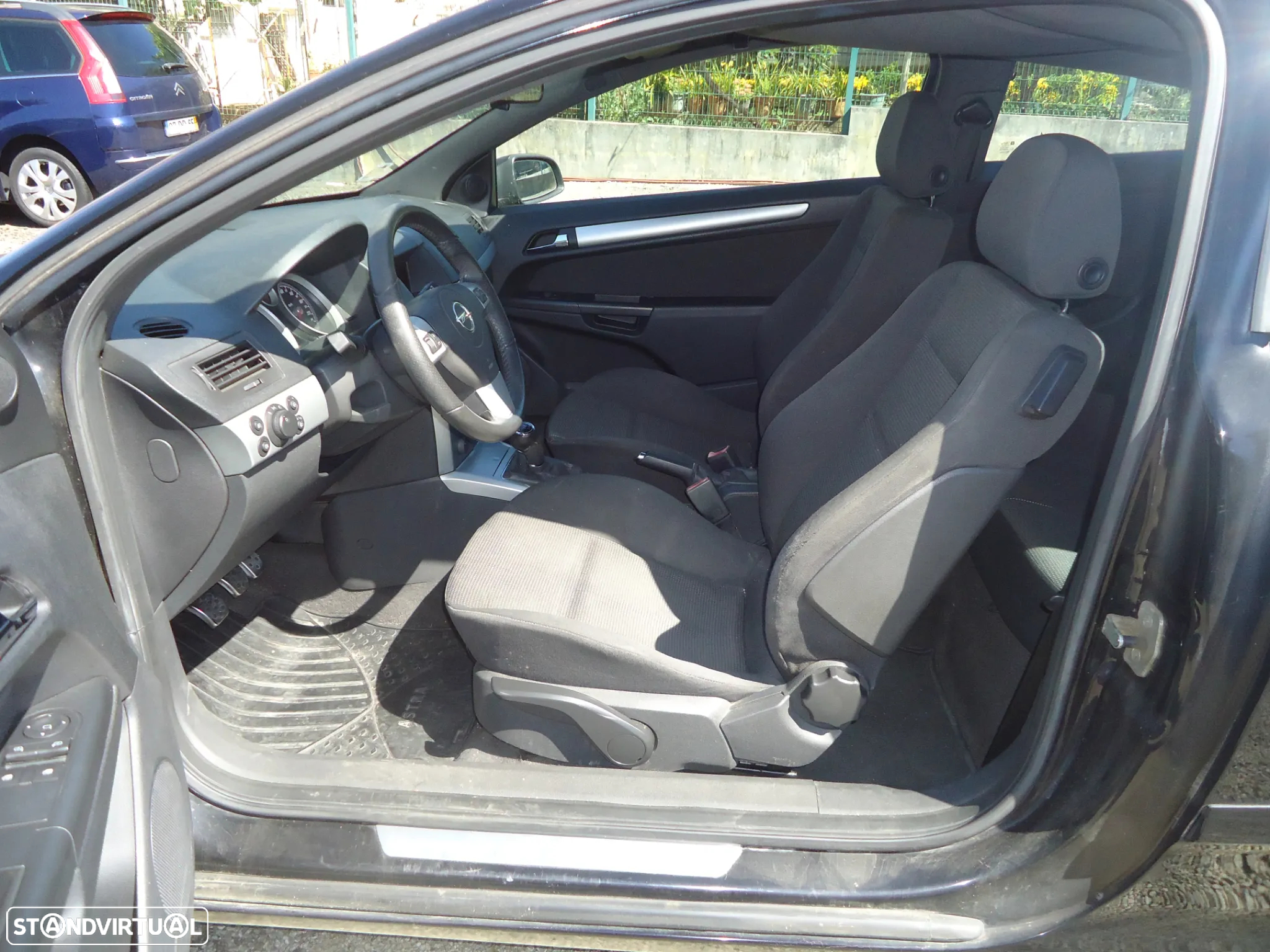 Opel Astra GTC 1.7 CDTi - 6