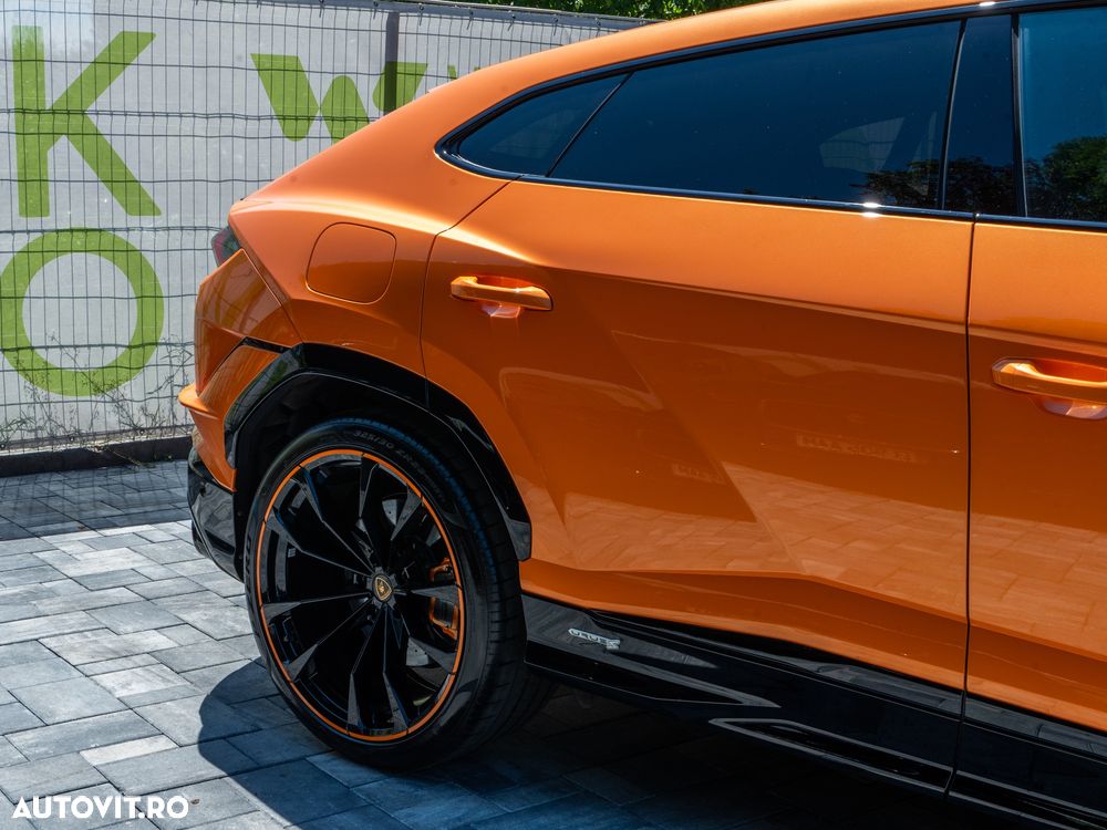 Lamborghini URUS - 16