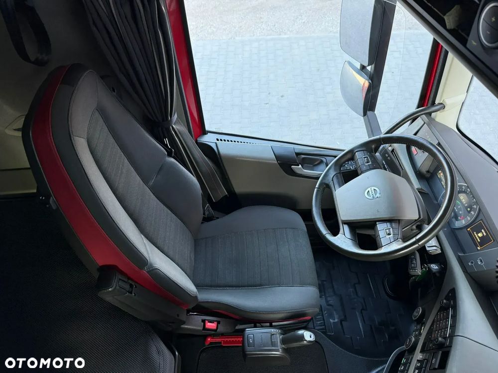 Volvo FH500 EURO 6/XENON/ON1350L/KLIMA.POSTOJOWA/SPROWADZONY DE/SERWIS/ - 29