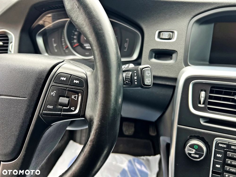 Volvo V60 D3 Business Edition - 25