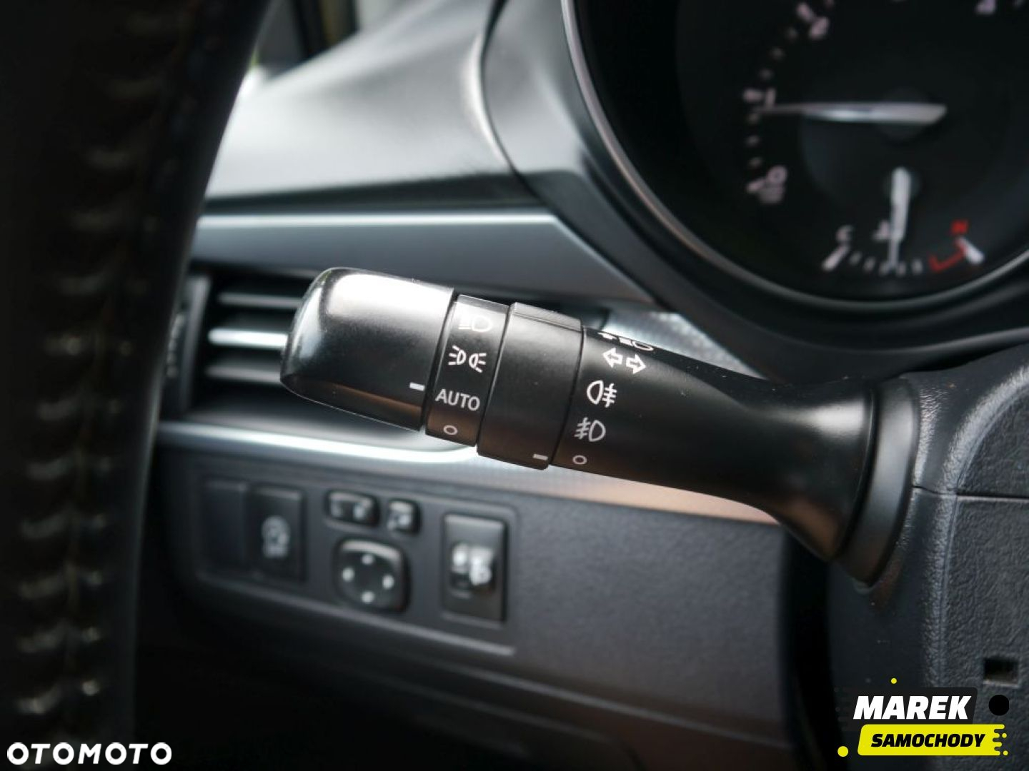Toyota Avensis - 19