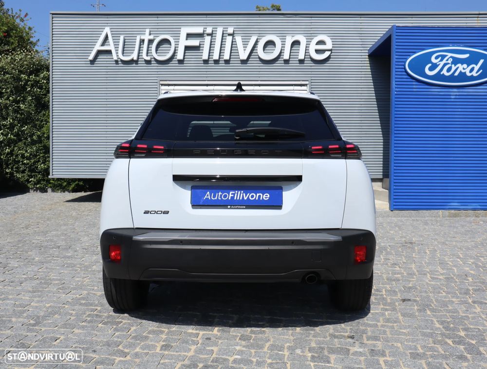 Peugeot 2008 1.2 PureTech Allure - 14