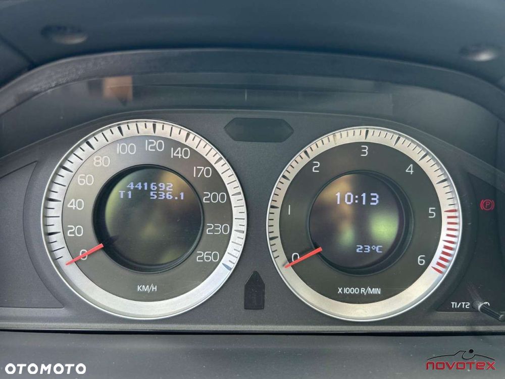 Volvo S60 D5 AWD Geartronic Summum - 13