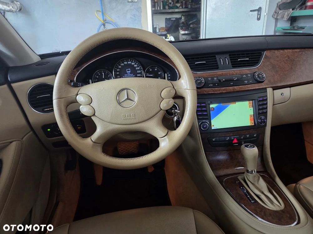 Mercedes-Benz CLS 320 CDI 7G-TRONIC - 35