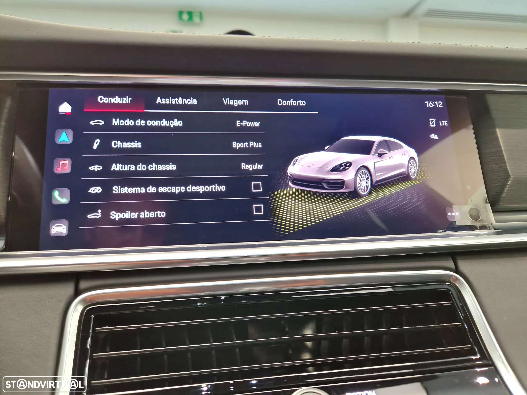 Porsche Panamera 4 E-Hybrid Platinum Edition com PDLS - 30
