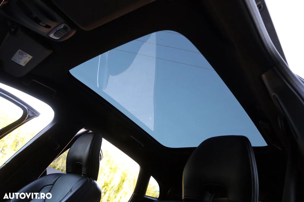 Volvo V40 D3 Aut. R-Design - 7