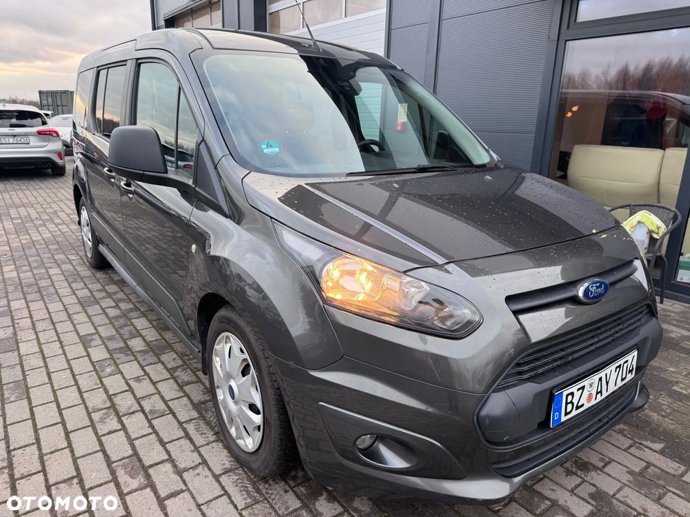 Ford Tourneo Connect Grand - 29