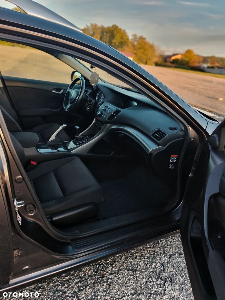Honda Accord 2.2d Executive - 11