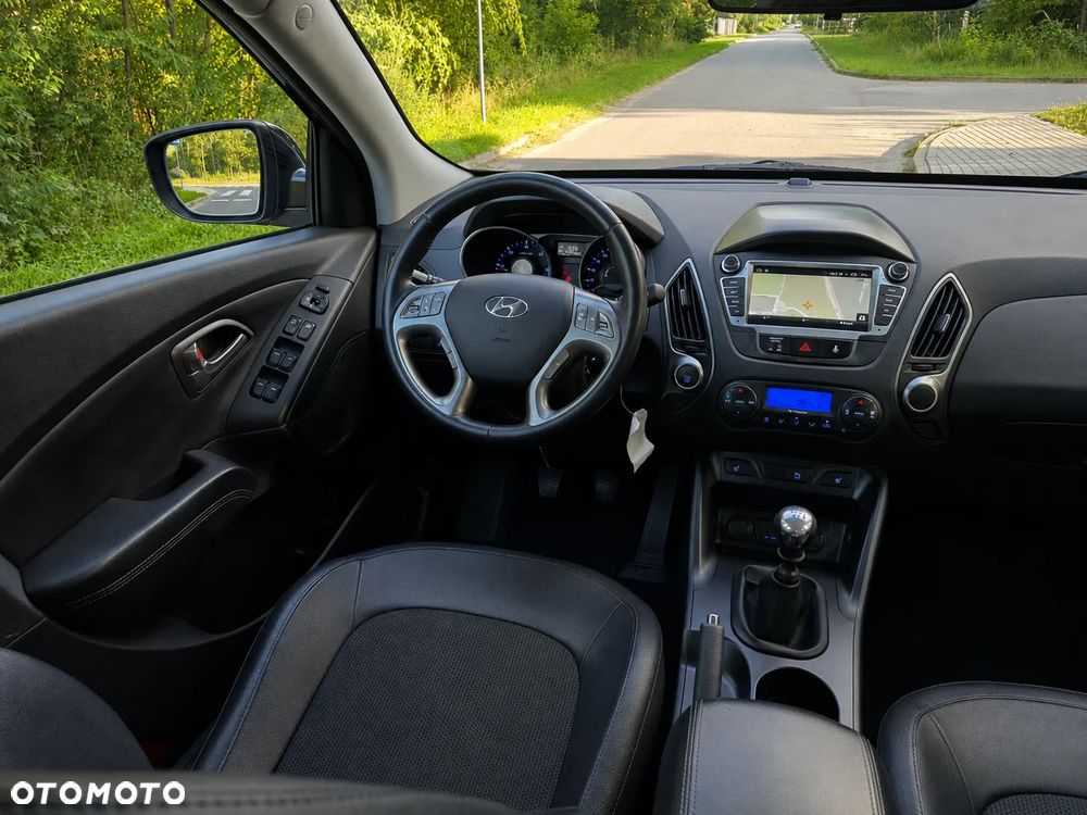 Hyundai ix35 1.7 CRDi 2WD Fifa World Cup Edition - 27