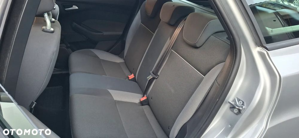 Ford Focus - 8