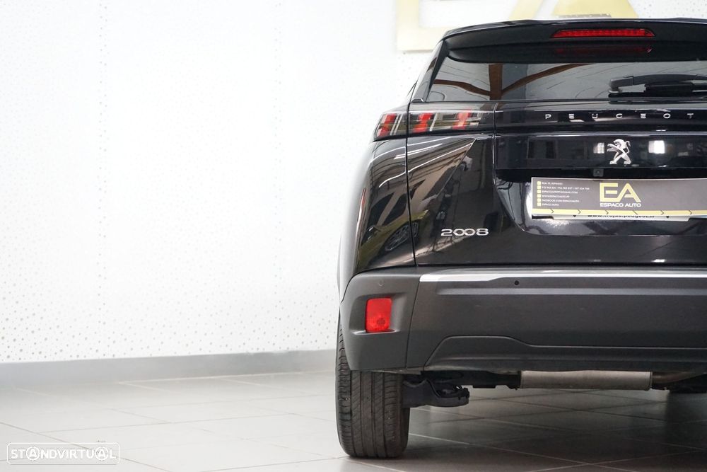 Peugeot 2008 PureTech 100 Allure - 38
