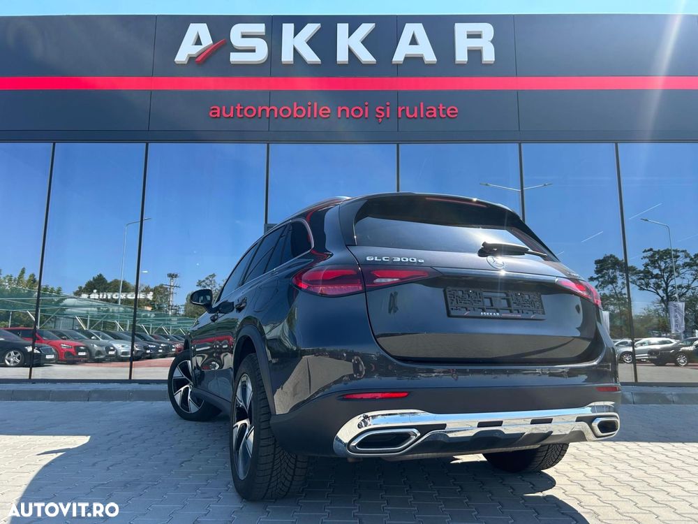 Mercedes-Benz GLC 300 e 4Matic 9G-TRONIC Exclusive - 8