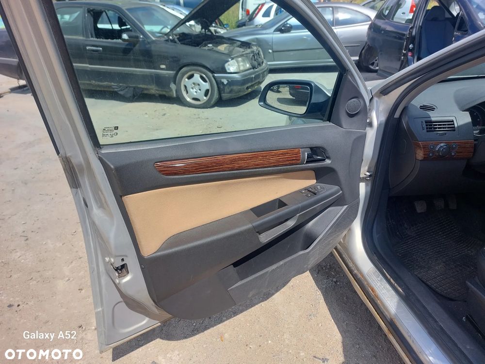 Zderzak OPEL ASTRA H KOMBI 1,9D 07R. maska,drzwi,lampy,klapa.... - 7