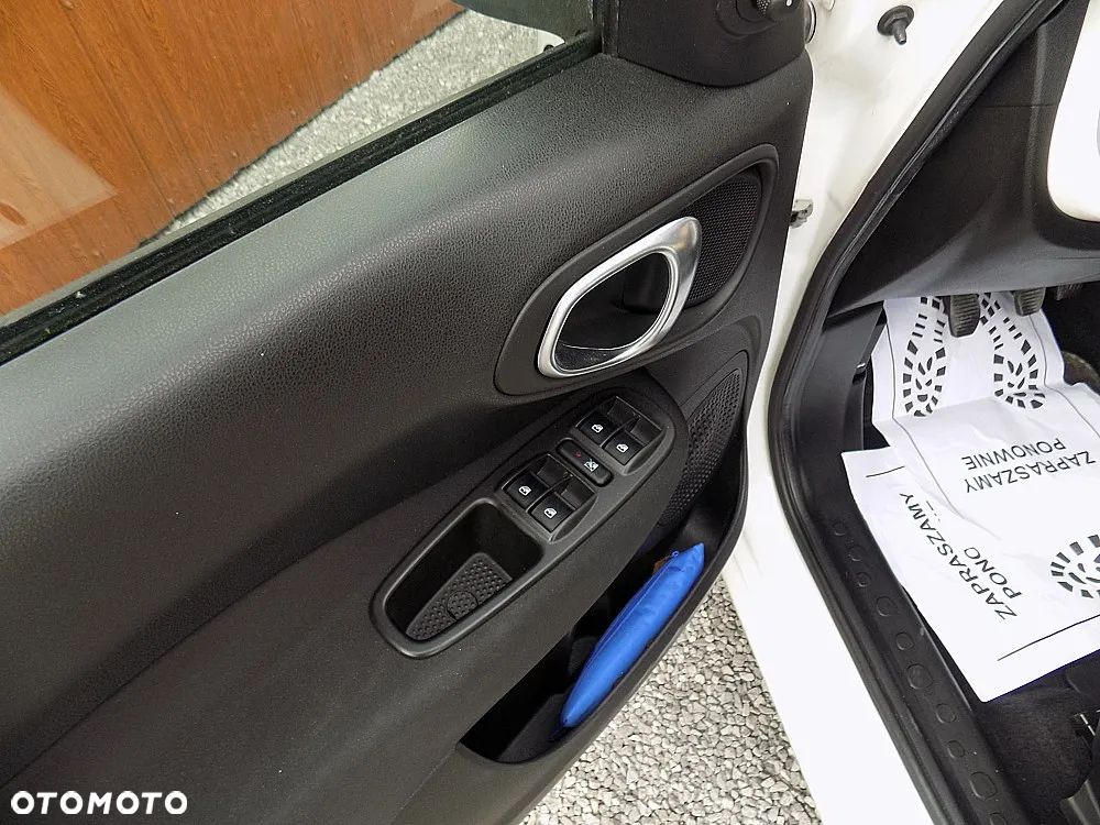 Fiat 500L 1.4 16V Opening Edition - 9