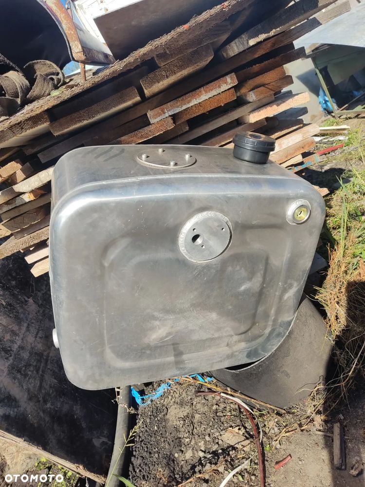 zbiornik oleju hydraulicznego (różne) - 6
