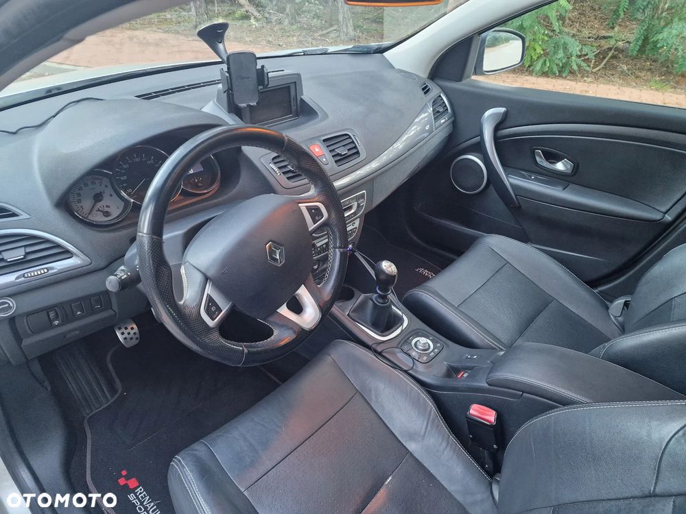 Renault Megane Grandtour TCe 180 GT - 15