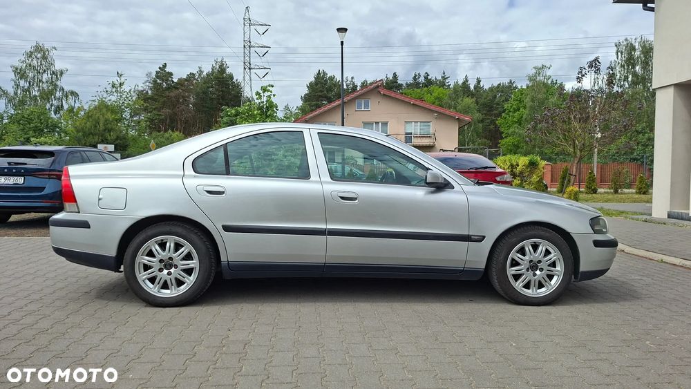 Volvo S60 2.4D5 Momentum - 6