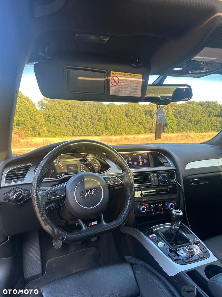 Audi A4 Limousine 2.0 TFSI Quattro - 8