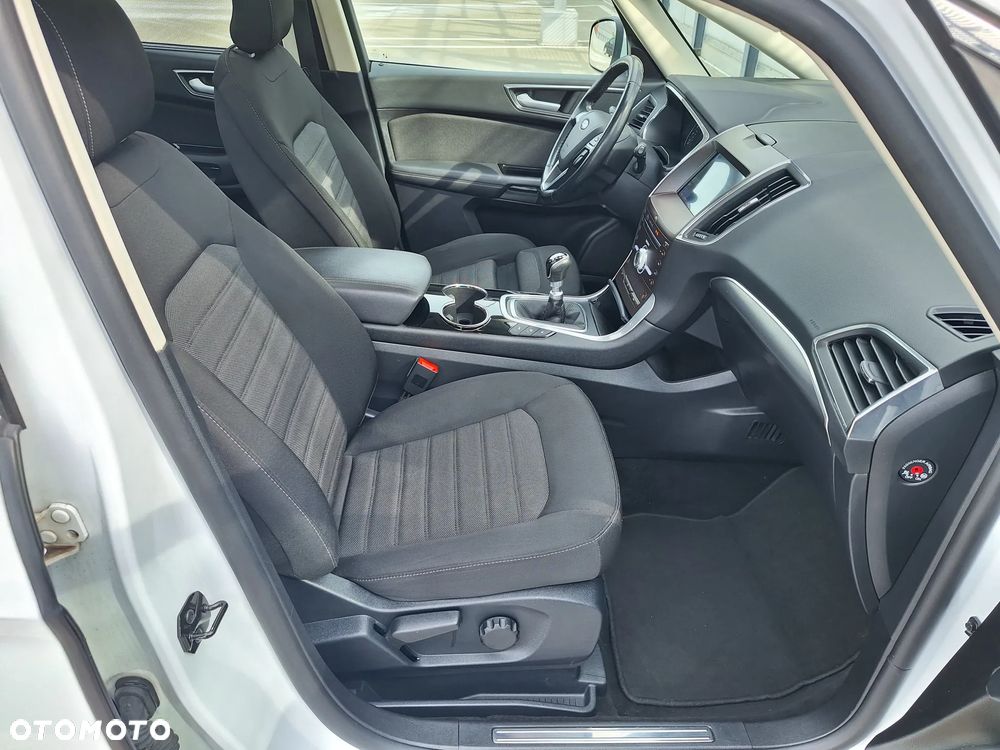 Ford S-Max 2.0 EcoBlue Titanium - 28