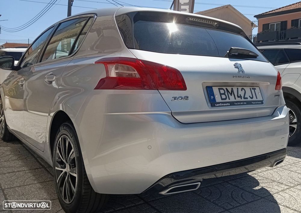Peugeot 308 1.6 BlueHDi Allure J18 - 11