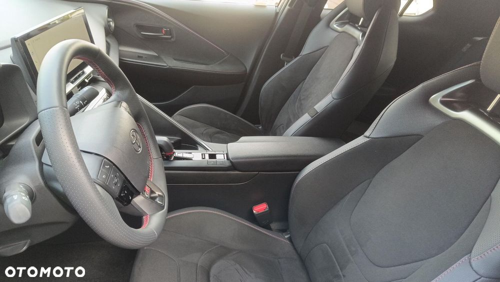 Toyota C-HR - 13