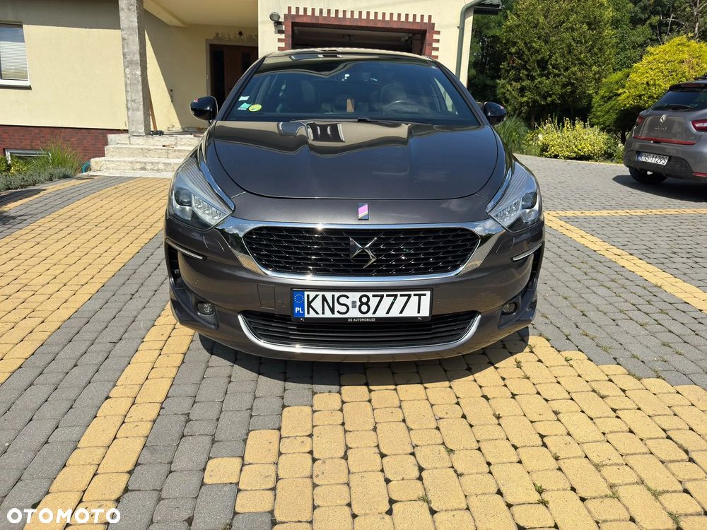 DS Automobiles DS 5 - 7