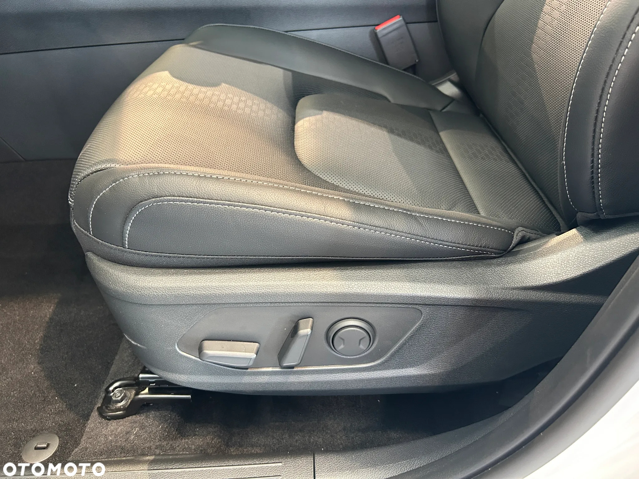 Kia Sportage 1.6 T-GDI Business Line 4WD DCT - 16