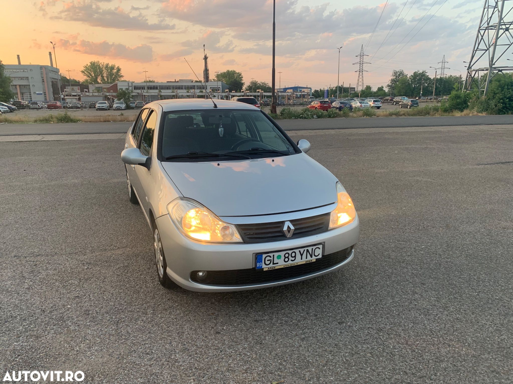 Renault Symbol 1.2 16V Collection - 1