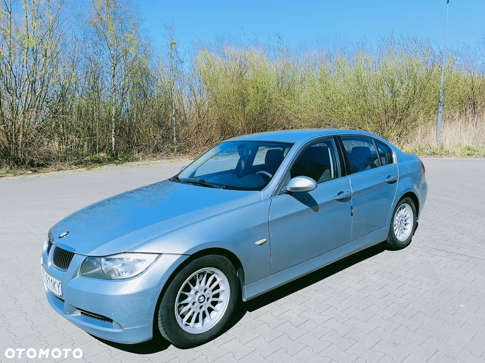 BMW Seria 3 325i - 3