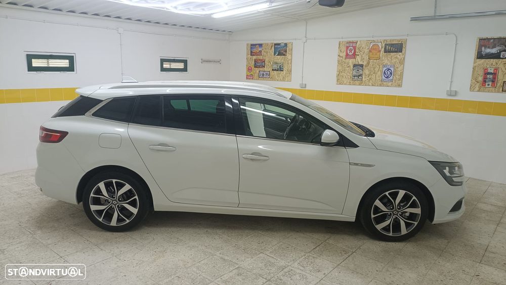 Renault Mégane Sport Tourer 1.5 dCi Bose Edition J18 - 4