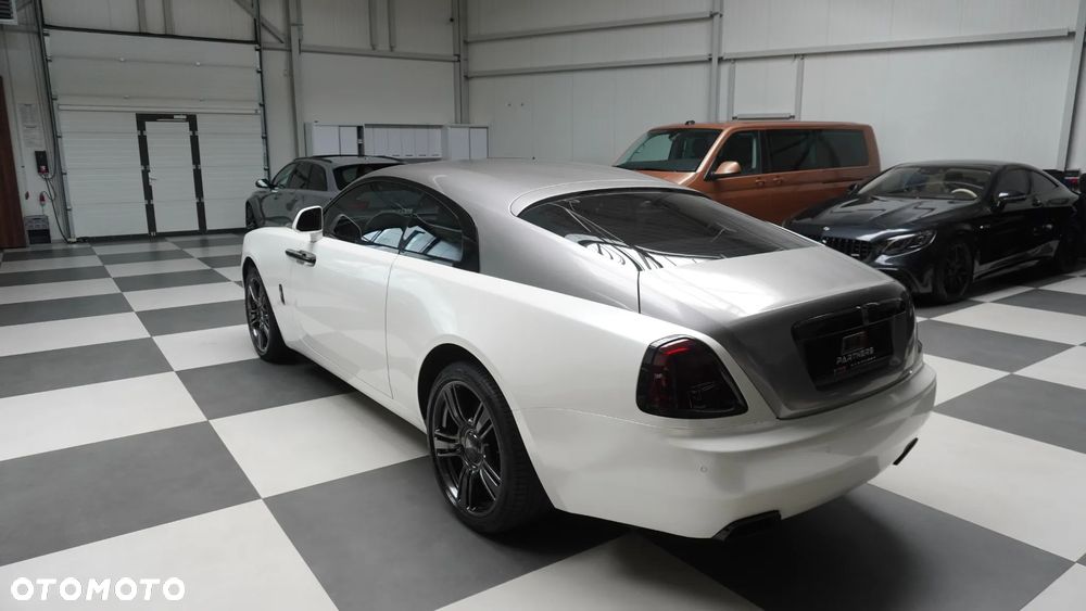 Rolls-Royce Wraith - 13