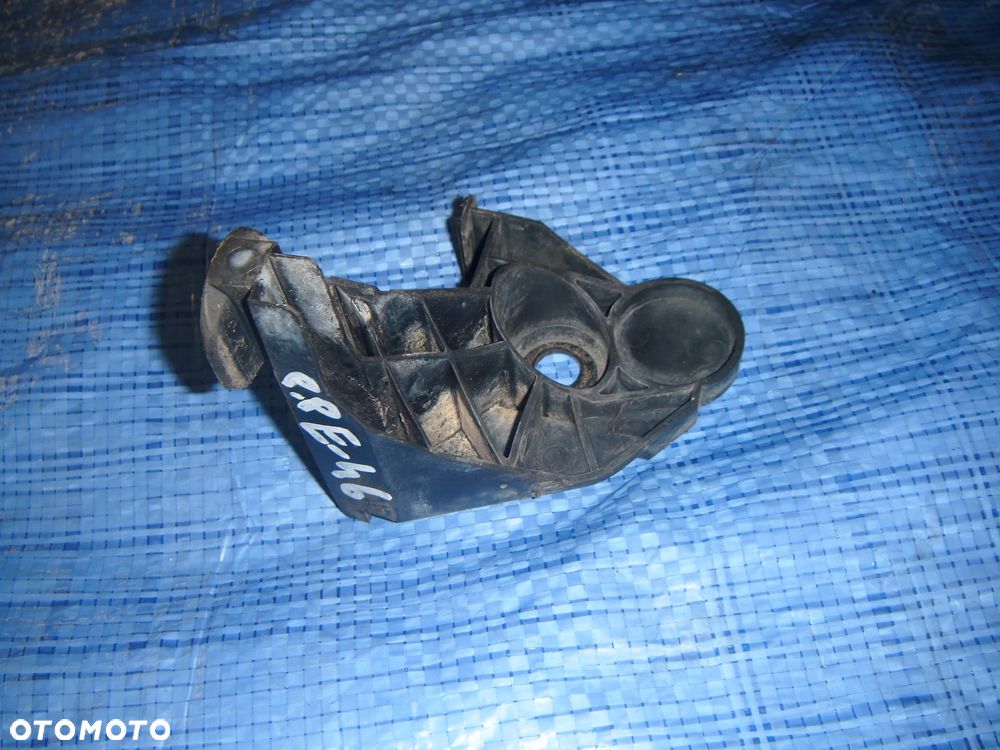 bmw e46  04r ślizg mocowanie zderzaka prawy przód  7030620 - 1