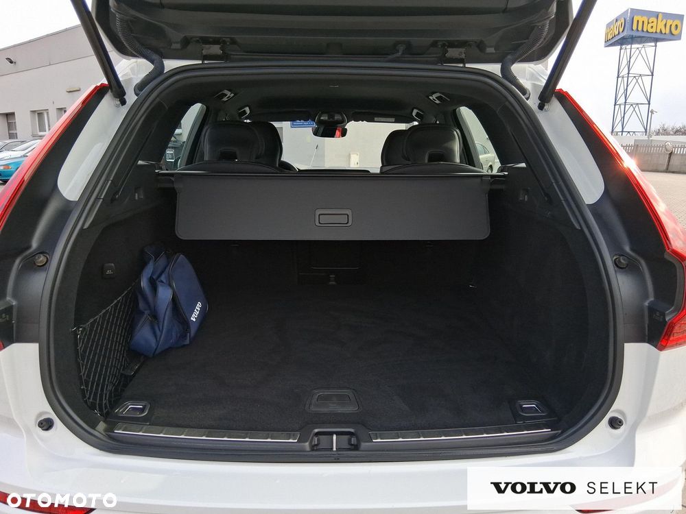Volvo XC 60 - 30