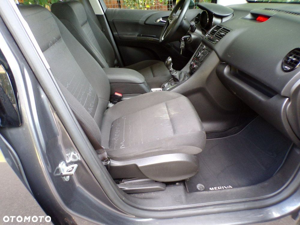 Opel Meriva - 26