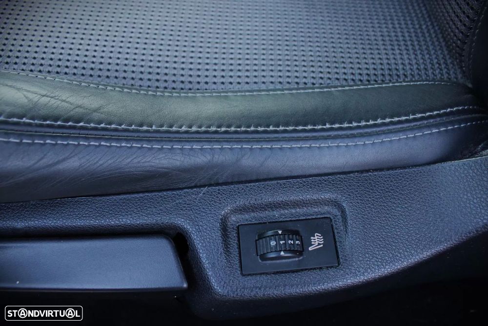 Peugeot RCZ 1.6 200 THP Onyx - 11