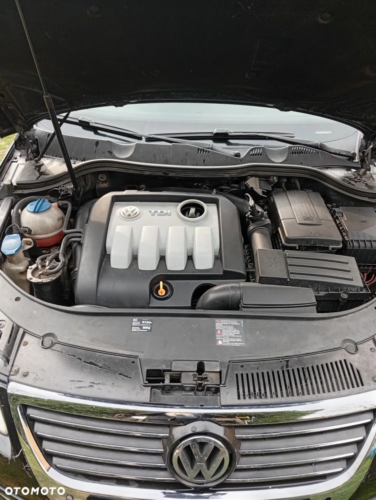 Volkswagen Passat 1.9 TDI Comfortline - 2