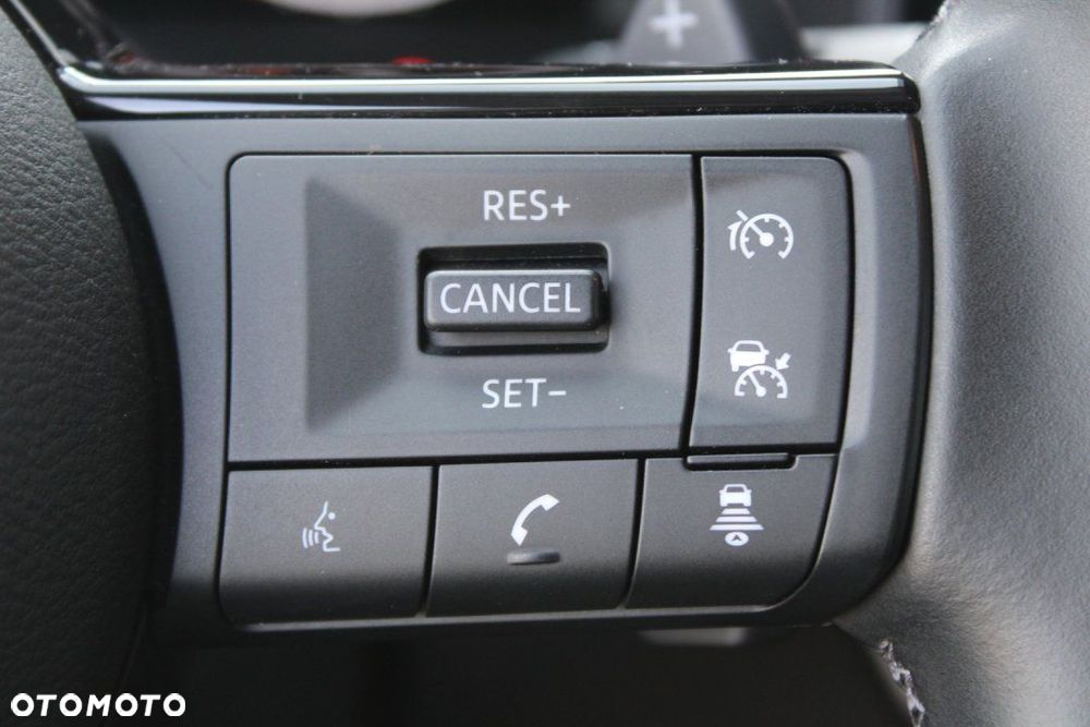 Nissan Qashqai - 23