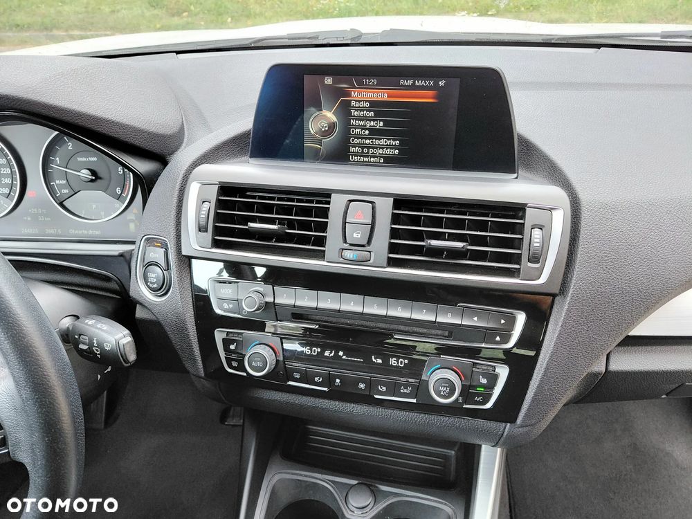 BMW Seria 1 120d Sport-Aut Sport Line - 18