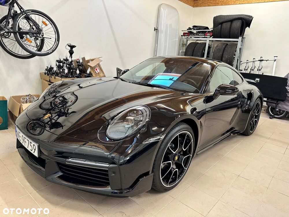 Porsche 911 Turbo S - 1